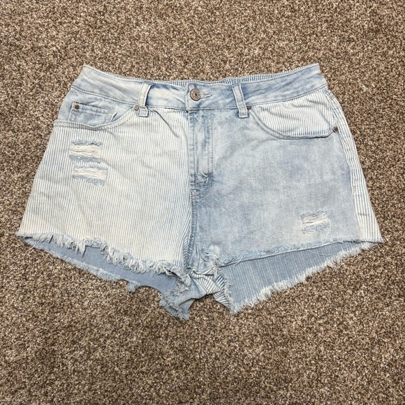 Rewash Pants - Rewash Women’s Light Blue Distressed Jean Shorts